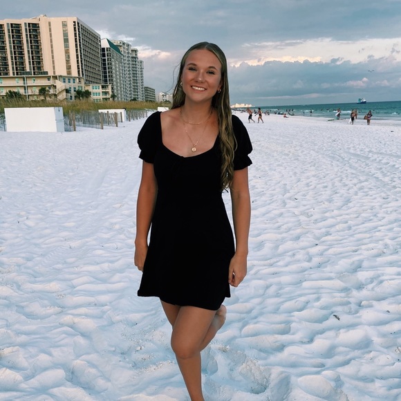 Meet your Posher, Allie grace - Picture 1 of 1